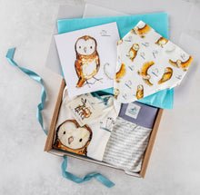 Load image into Gallery viewer, Baby gift bundle - 3 designs available